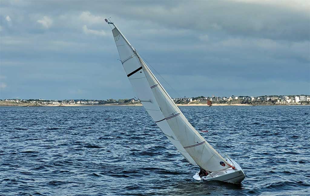 Mini12 Frenck Kiss sailing voile - Saint-Malo 